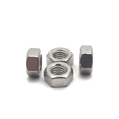 M1-M10 เหล็กกล้าไร้สนิม เหล็กกล้าคาร์บอน DIN 985 DIN 982 Nuts